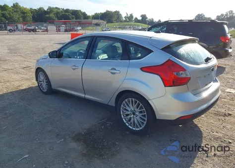 2012 Ford Focus z USA, uszkodzony, nr VIN 1FAHT3M28CL367166